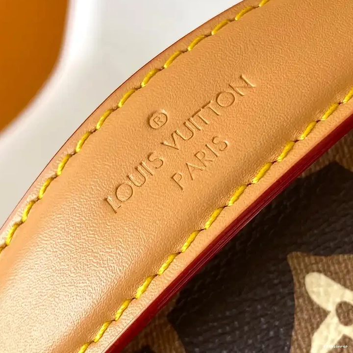 Fashionrepsfam ru 2408YA0199 Bags LV 0808